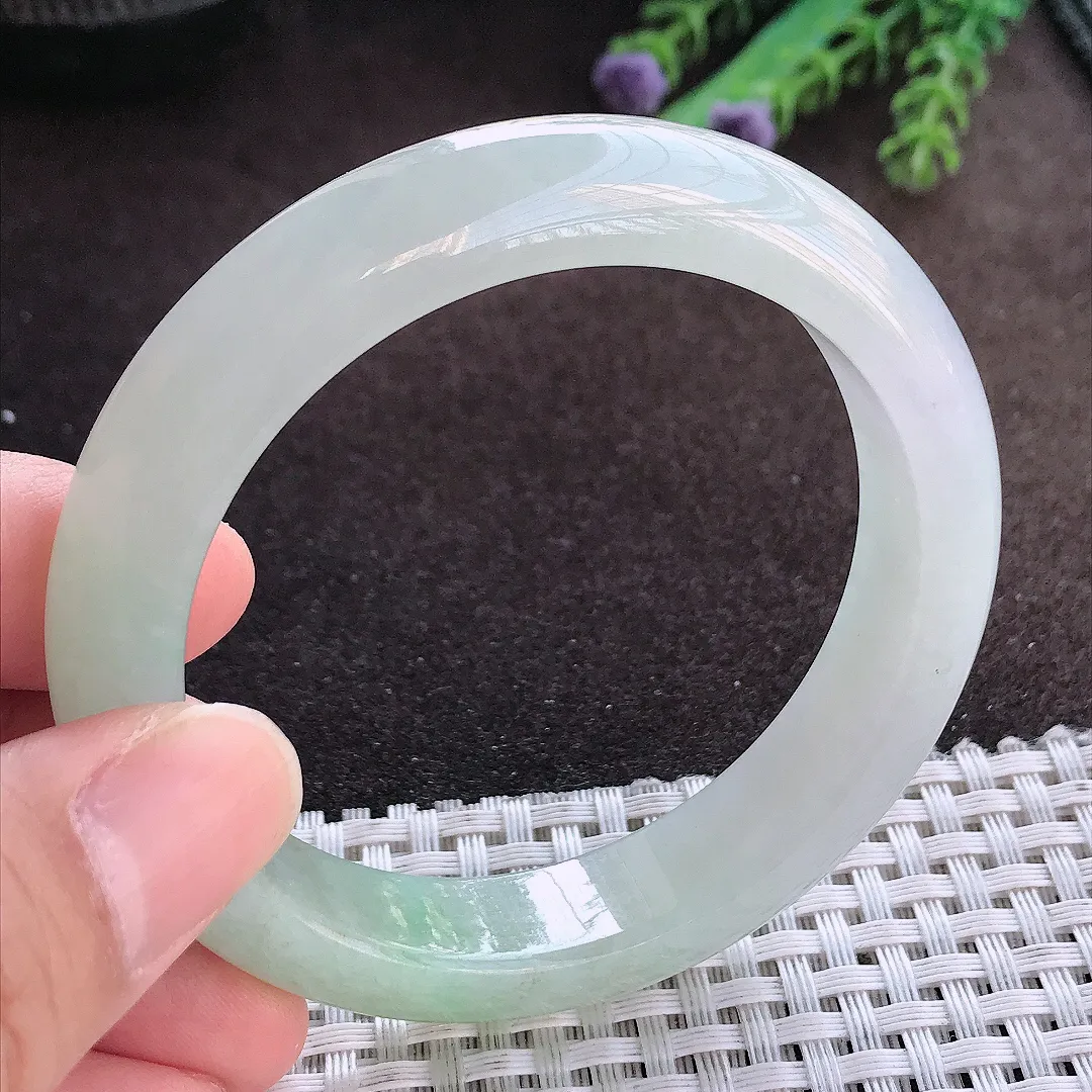 天然A货翡翠55/12.3/8.3老坑冰胶水灵手镯宽边玉手镯