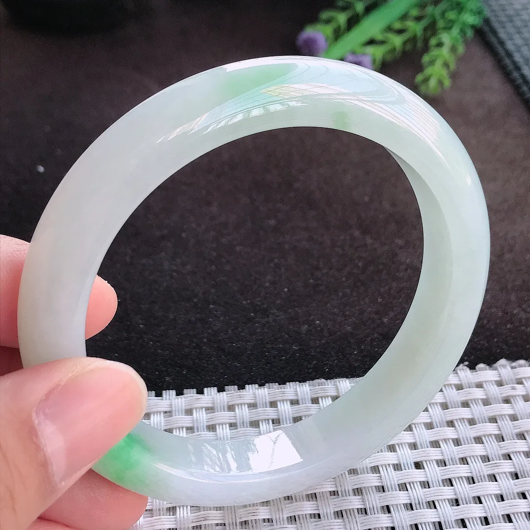天然A货翡翠60/11/9老坑冰胶果冻飘阳绿手镯宽边玉手镯