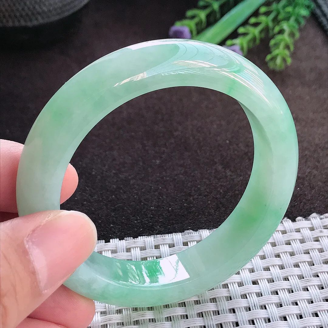 天然A货翡翠52.5/12.6/8.9老坑冰胶水灵冰晴绿手镯宽边玉手镯