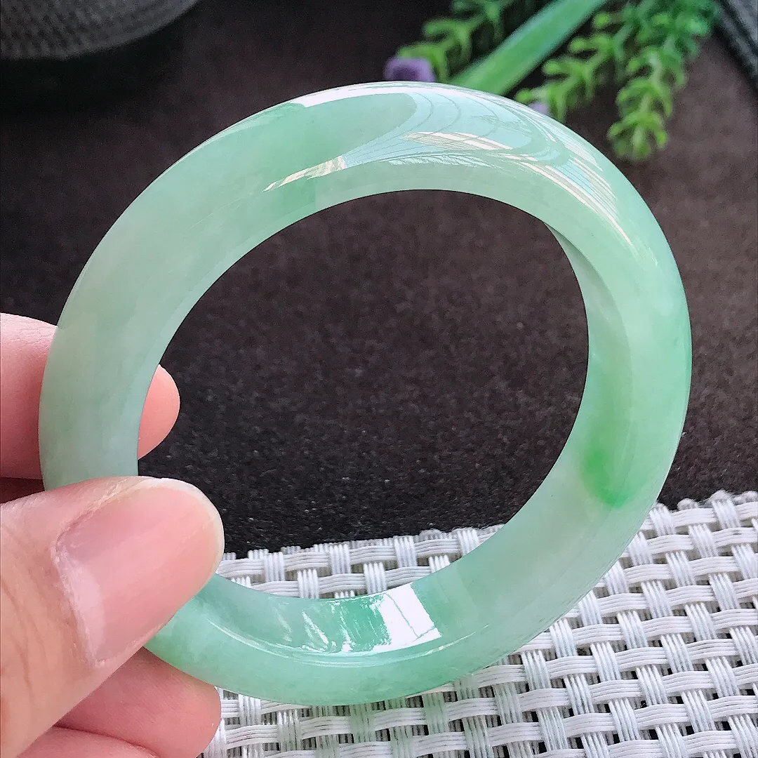 天然A货翡翠52.5/12.6/8.9老坑冰胶水灵冰晴绿手镯宽边玉手镯