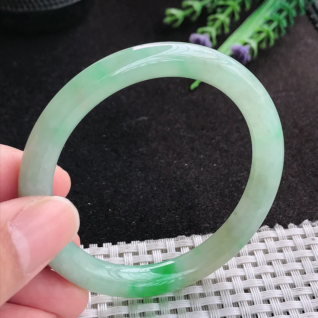 天然A货翡翠53/7.7/8.1老坑冰润飘阳绿圆条手镯玉手镯