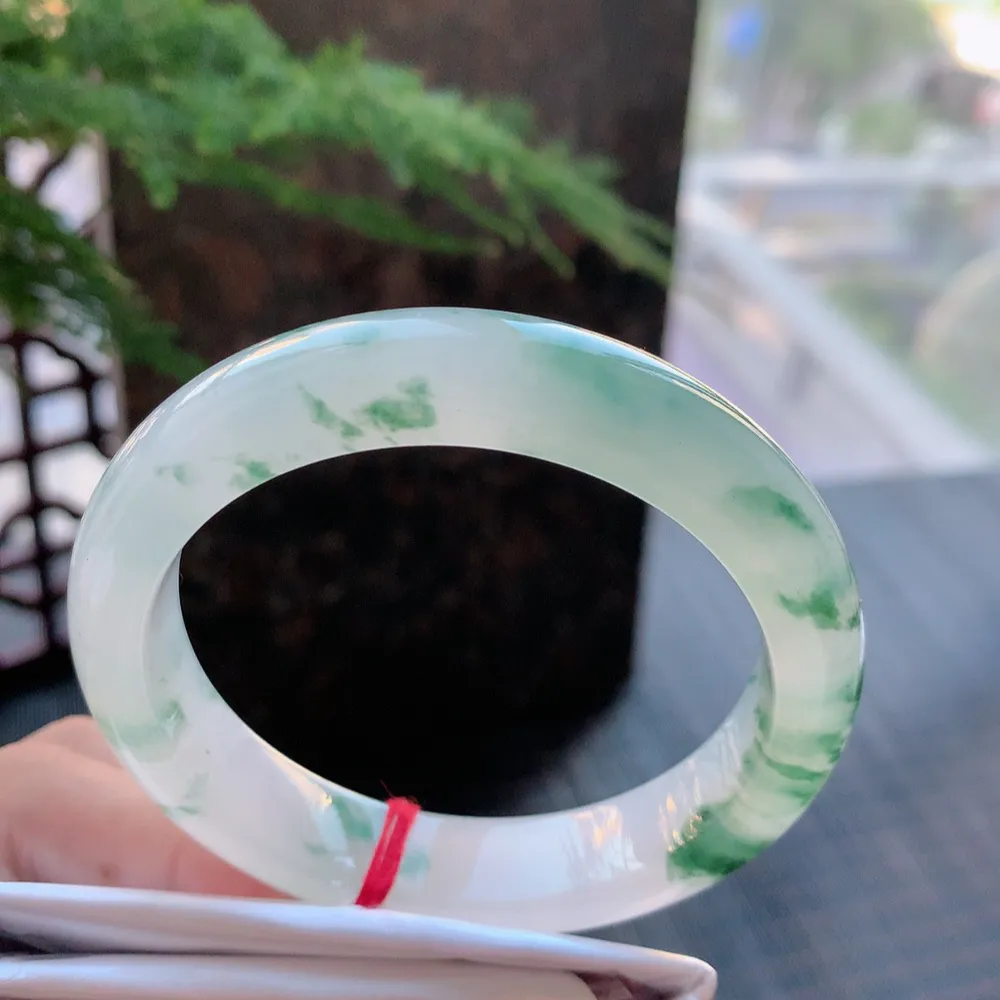 正圈高冰飘花 微纹 尺寸:55.4/12.5/8.6 花美 种水好