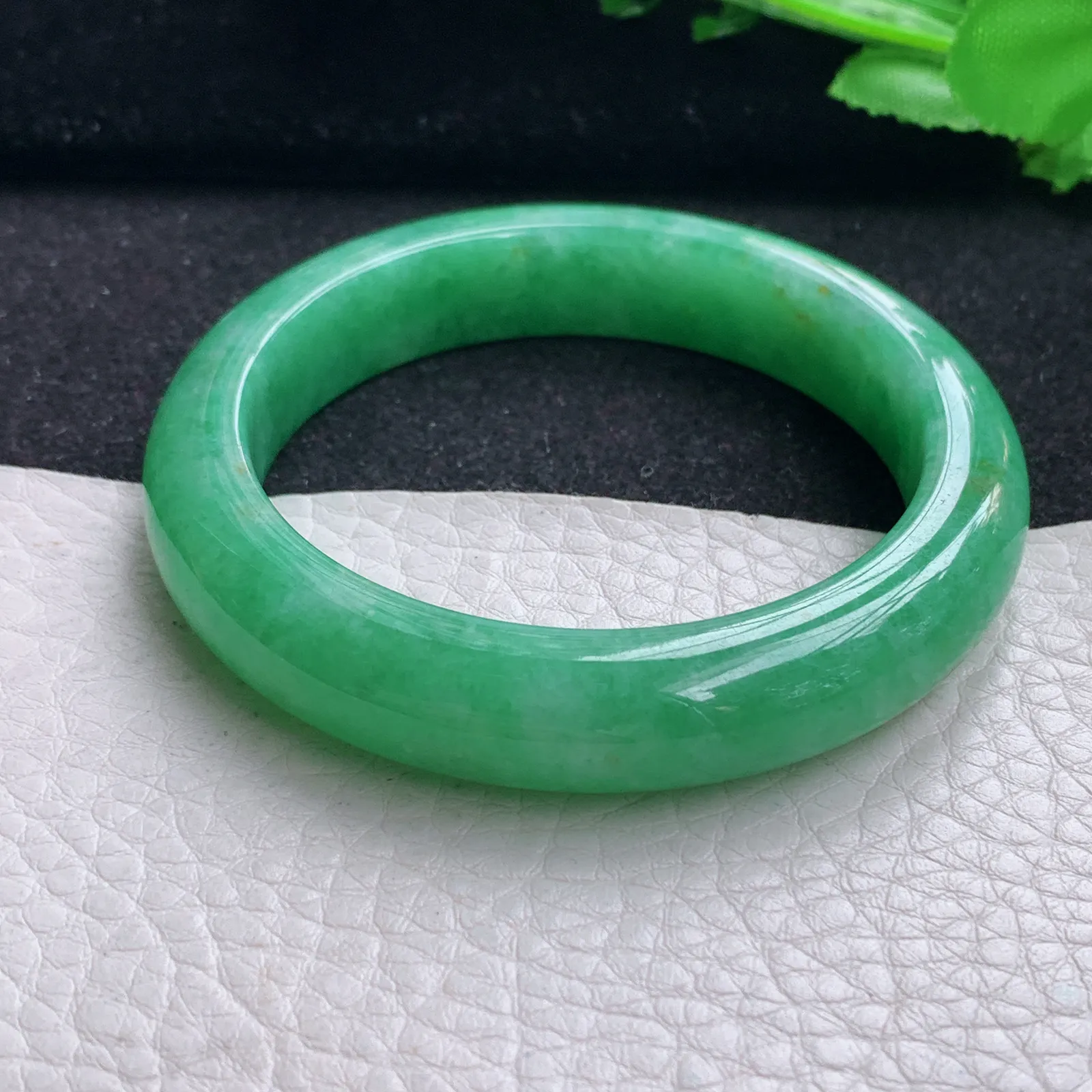 yh自然光53*11.6*8.8平安镯 缅甸翡翠a货玉手镯满绿宽边玉手环