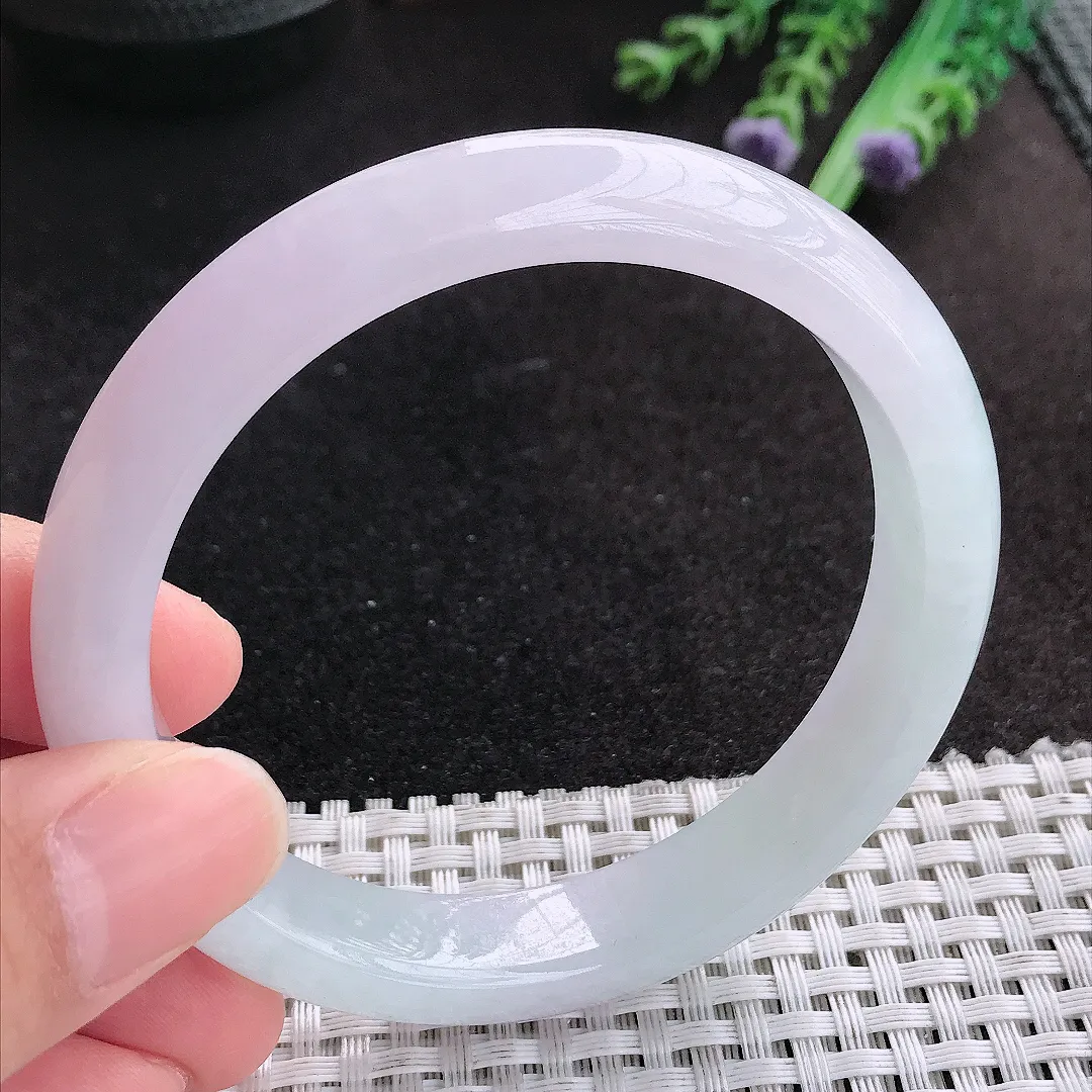 天然A货翡翠59/11.7/8老坑冰纯果冻胶淡雅紫罗兰手镯宽边玉手镯