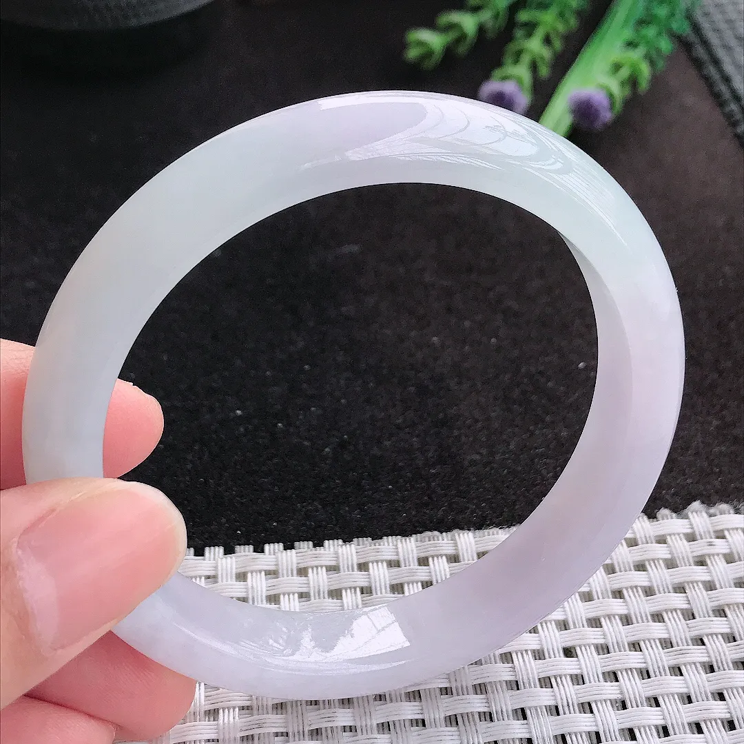 天然A货翡翠59/11.7/8老坑冰纯果冻胶淡雅紫罗兰手镯宽边玉手镯