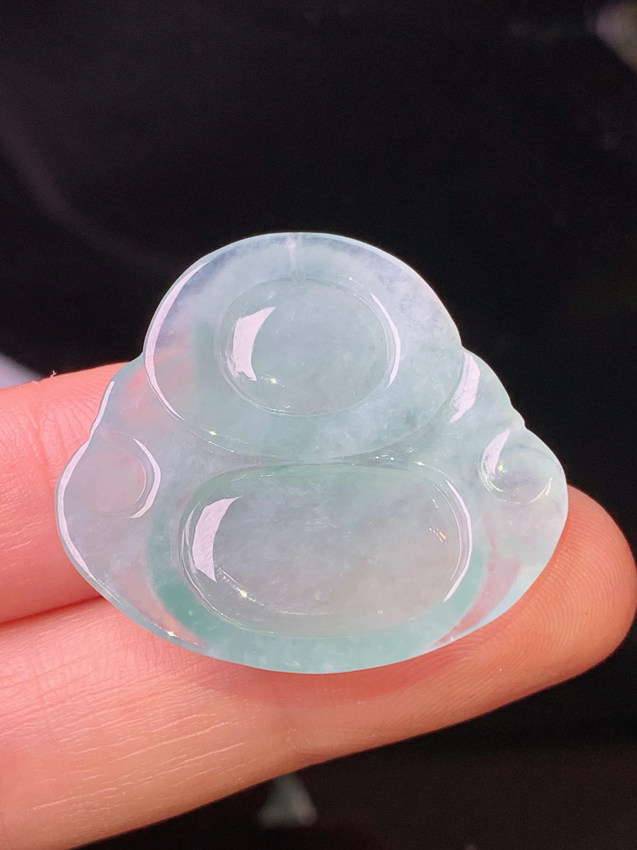 冰种晴绿佛公吊坠 玉质细腻 色泽艳丽清新 整体尺寸28.5*30.7*5.6