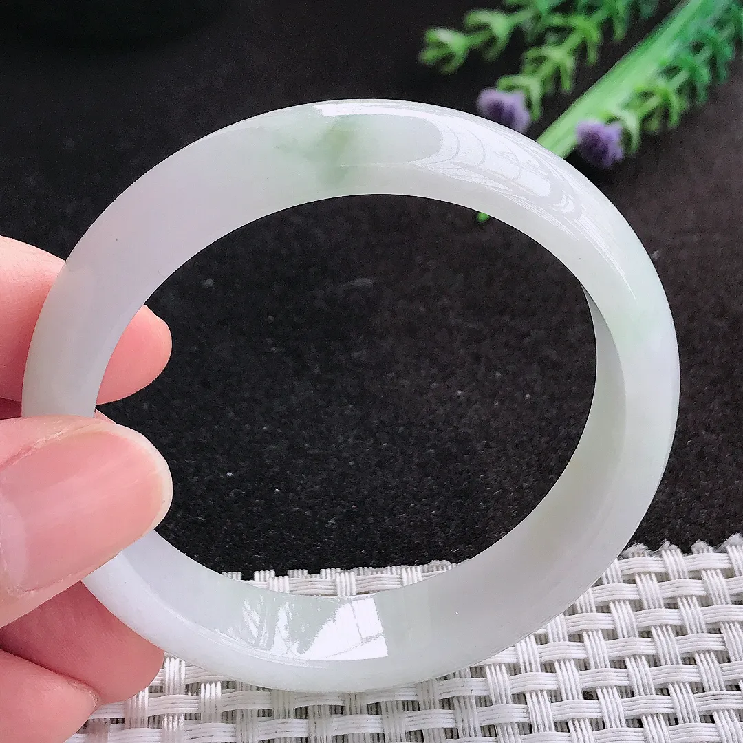 天然A货翡翠54.5/12.9/7.3老坑秀气冰润飘花手镯宽边玉手镯