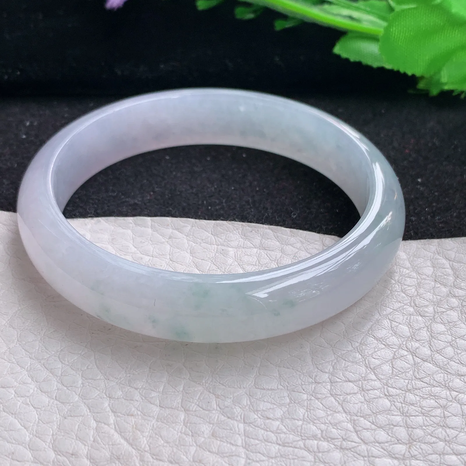 xd自然光57*12.3*7平安镯 缅甸翡翠a货玉手镯冰飘花宽边玉手环