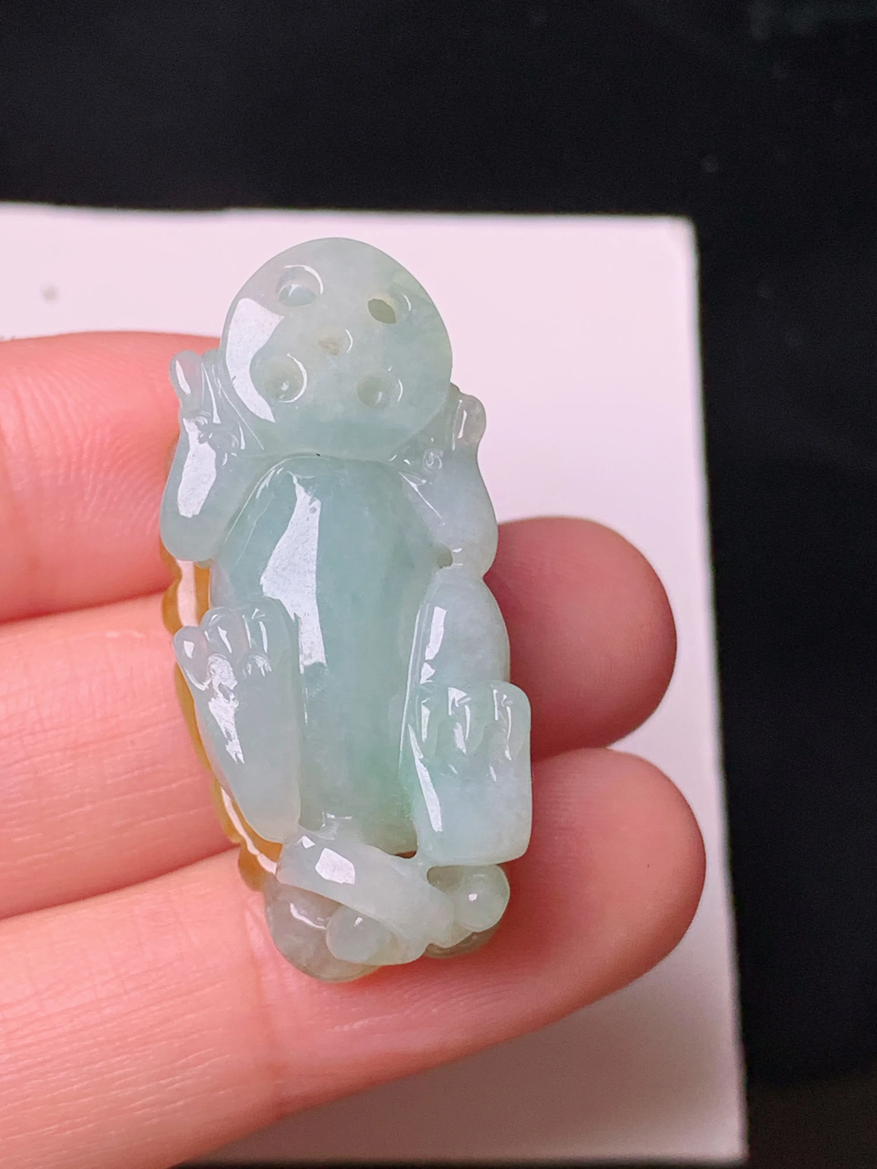 黄翡貔貅吊坠 玉质细腻 色泽艳丽 整体尺寸35.5*15.3*15