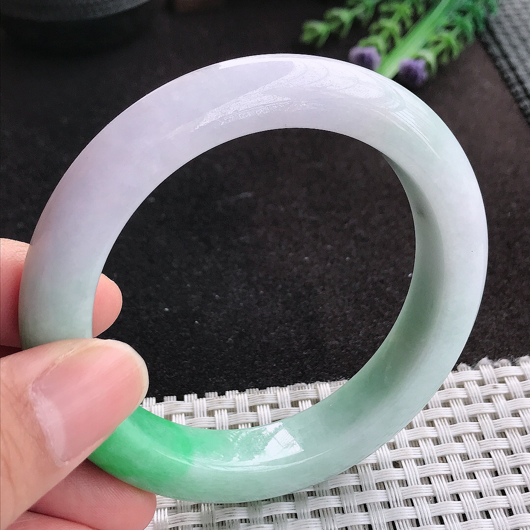 天然A货翡翠58/12.5/10.2老坑精美温润飘阳绿手镯宽边玉手镯