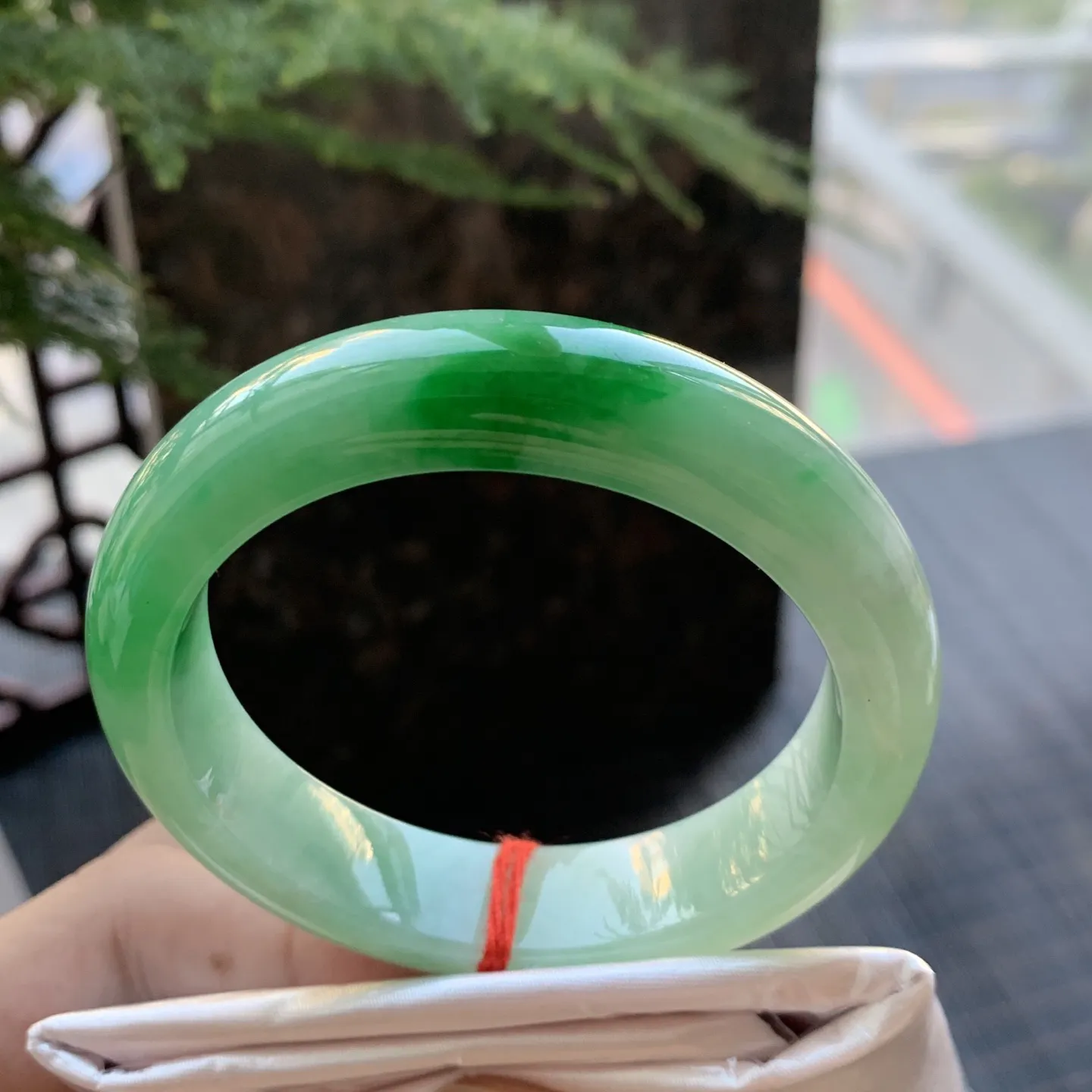 正圈冰糯辣绿 微细纹 尺寸:51.6/12.8/8.1 色辣