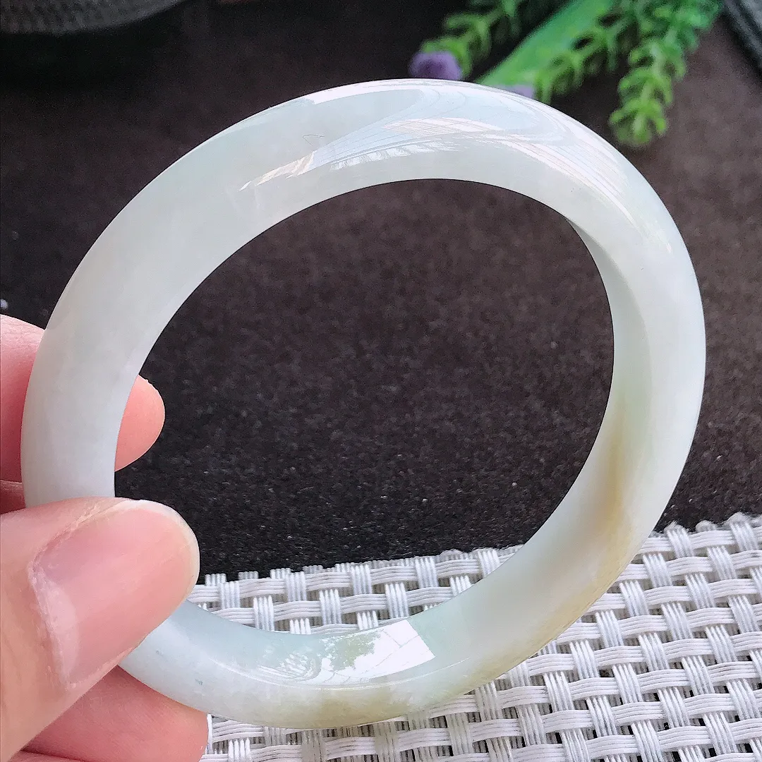 天然A货翡翠57/10.3/8.2老坑冰润特色飘黄翡手镯宽边玉手镯