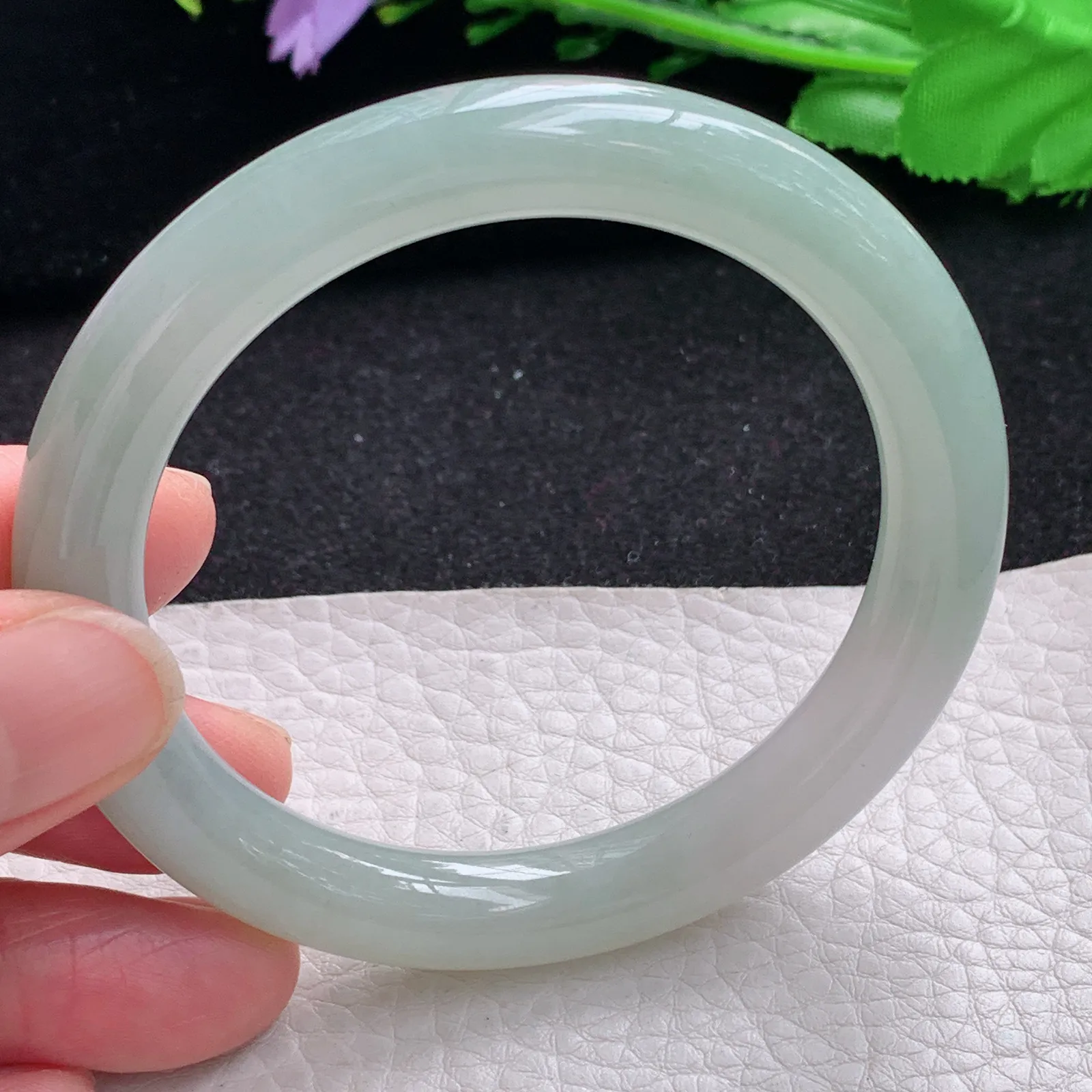 n自然光55.5*9.2叮当镯 缅甸翡翠a货玉手镯冰晴圆条美人镯