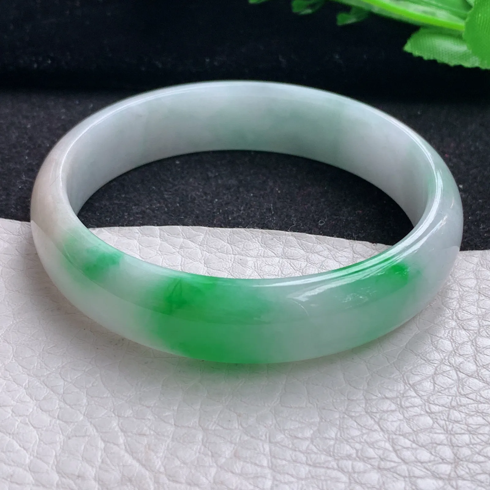 yh自然光58*13.8*6.3平安镯 缅甸翡翠a货玉手镯飘阳绿宽边玉手环