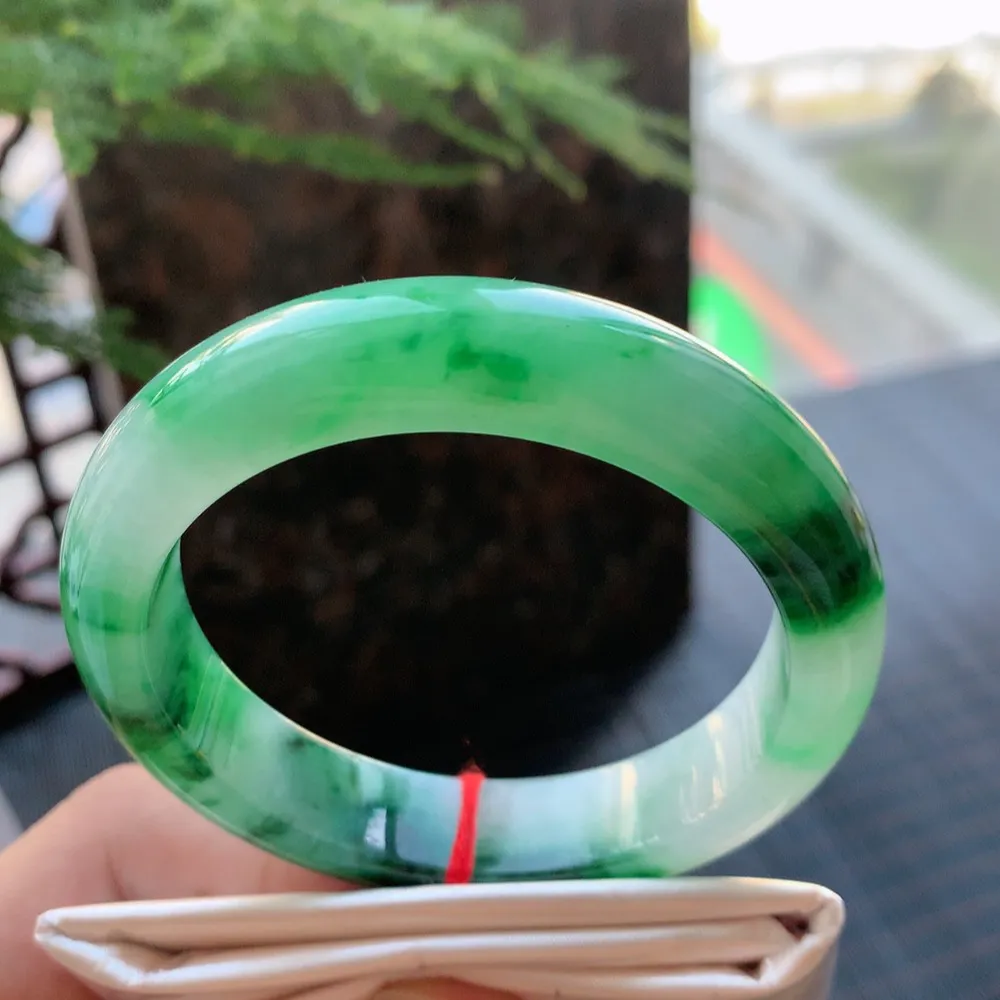 正圈冰绿花 无瑕 尺寸:54.1/12.9/8.5 色好