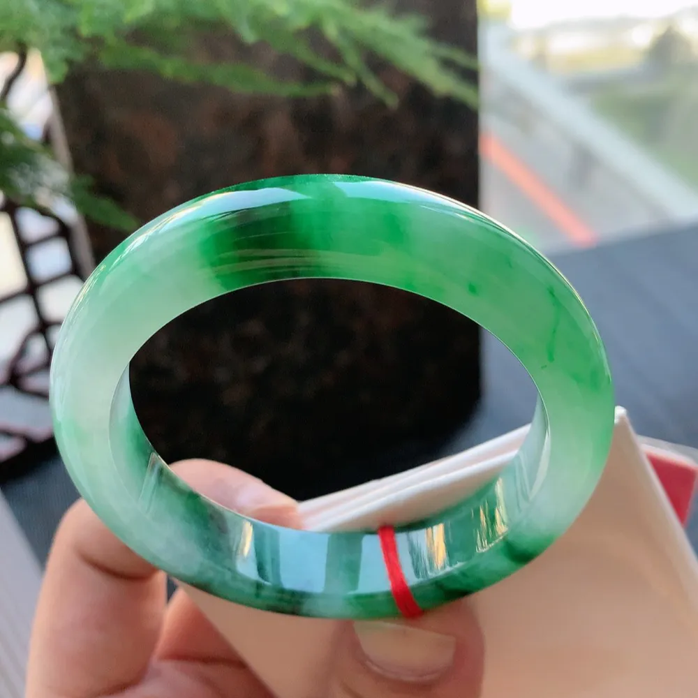 正圈冰绿花 无瑕 尺寸:54.1/12.9/8.5 色好