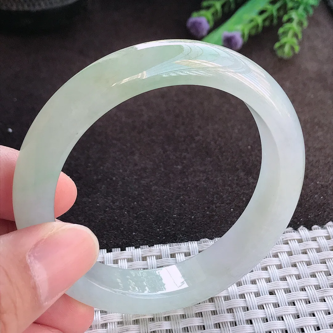 天然A货翡翠55/12.3/8.3老坑冰胶水灵手镯宽边玉手镯