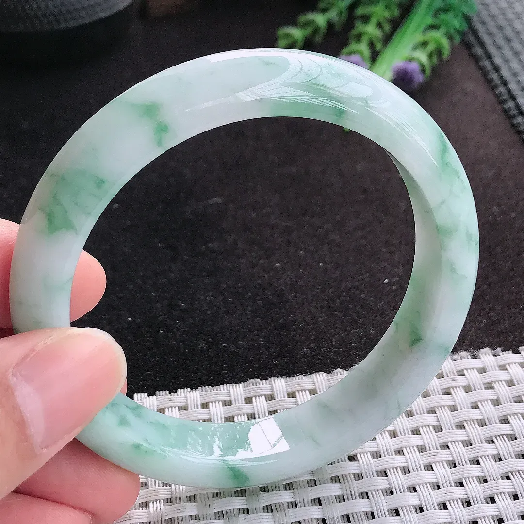 天然A货翡翠58.8/12.5/8.5老坑冰润水灵飘花手镯宽边玉手镯