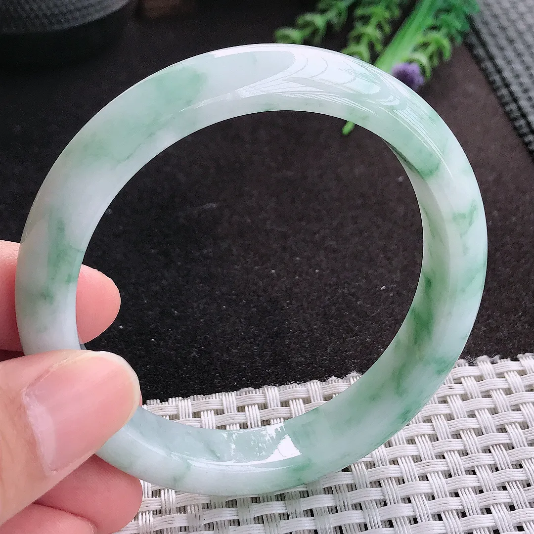 天然A货翡翠58.8/12.5/8.5老坑冰润水灵飘花手镯宽边玉手镯