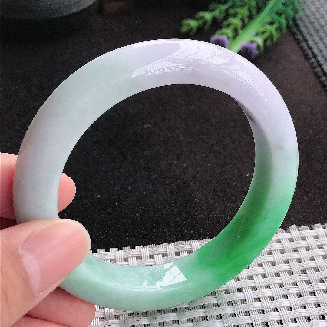 天然A货翡翠58/12.5/10.2老坑精美温润飘阳绿手镯宽边玉手镯