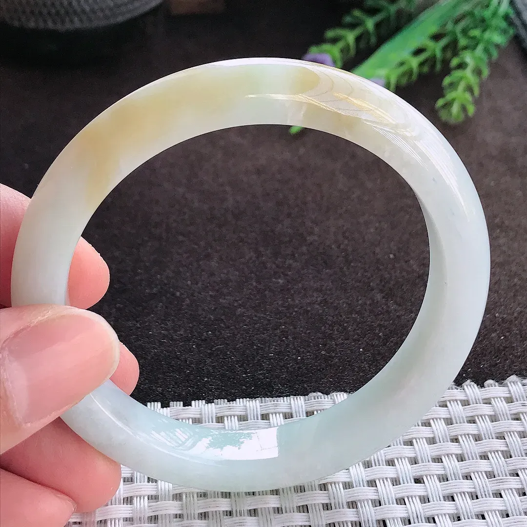 天然A货翡翠57/10.3/8.2老坑冰润特色飘黄翡手镯宽边玉手镯