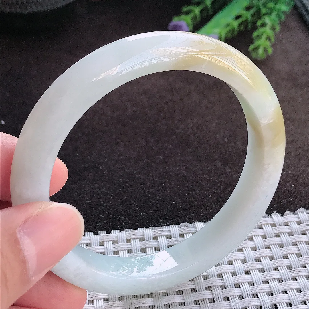 天然A货翡翠57/10.3/8.2老坑冰润特色飘黄翡手镯宽边玉手镯