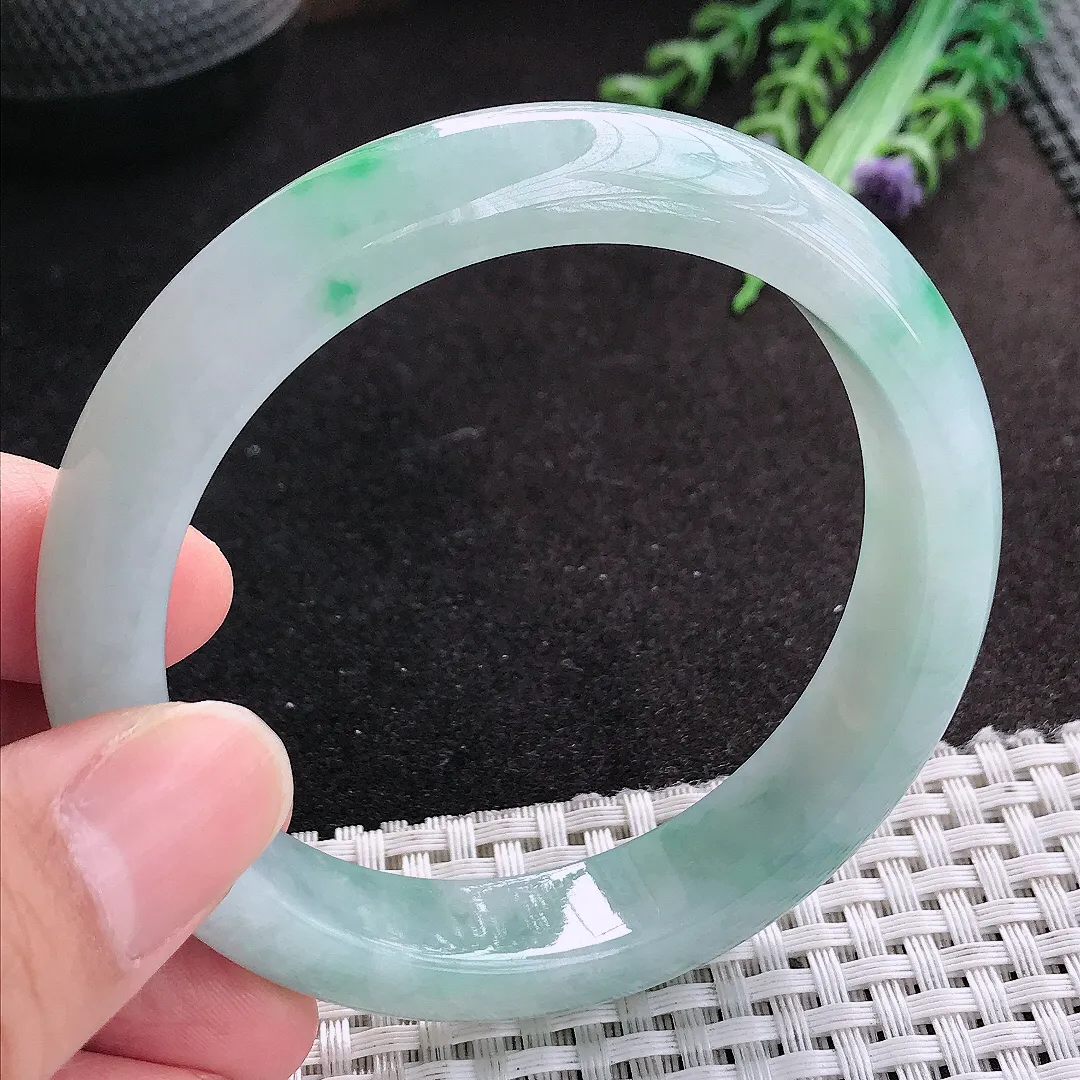 天然A货翡翠58/12.8/8.5老坑冰胶水灵飘绿手镯宽边玉手镯