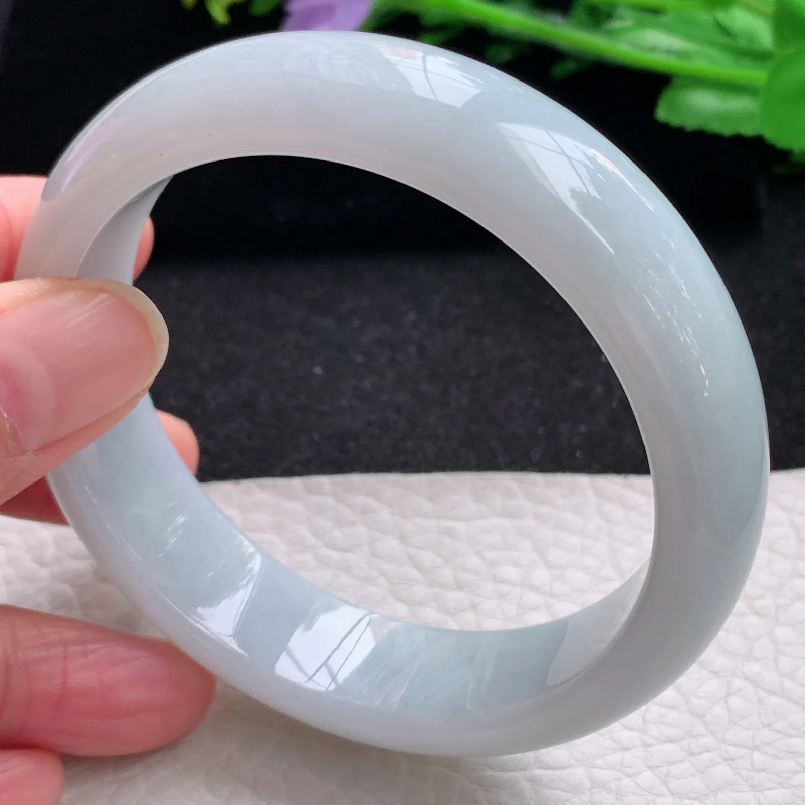 hy大圈口59.5*16*8.2轮胎镯 缅甸翡翠a货玉手镯白月光宽边玉手环