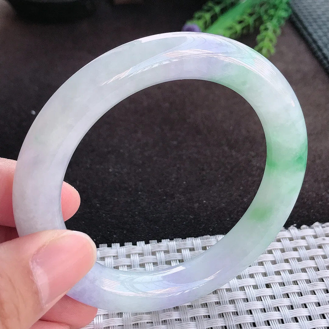 天然A货翡翠58/10.9/10.7老坑精美冰润春带彩圆条手镯玉手镯