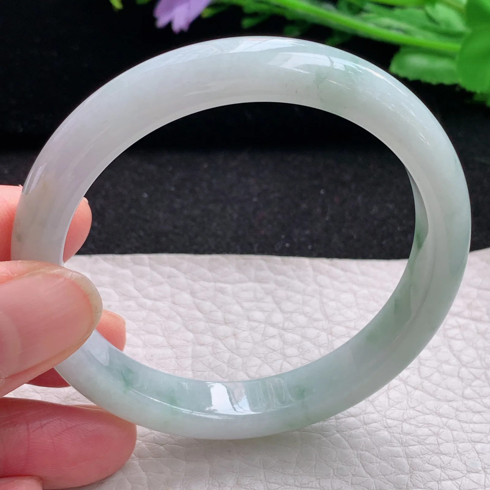 xx自然光55*10*7.3平安镯 缅甸翡翠a货玉手镯飘花秀气宽边玉手环