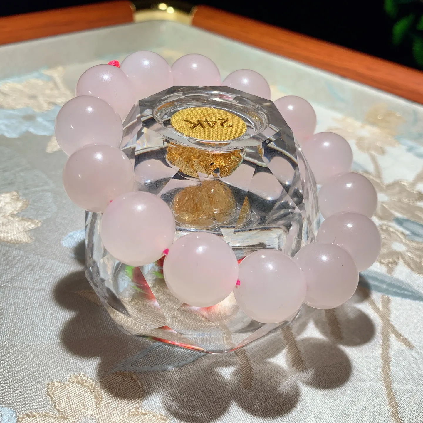 和田玉高冰藕粉圆珠手串 单颗尺寸15.玉质细腻油润。手推出油。品相大气。lt251126