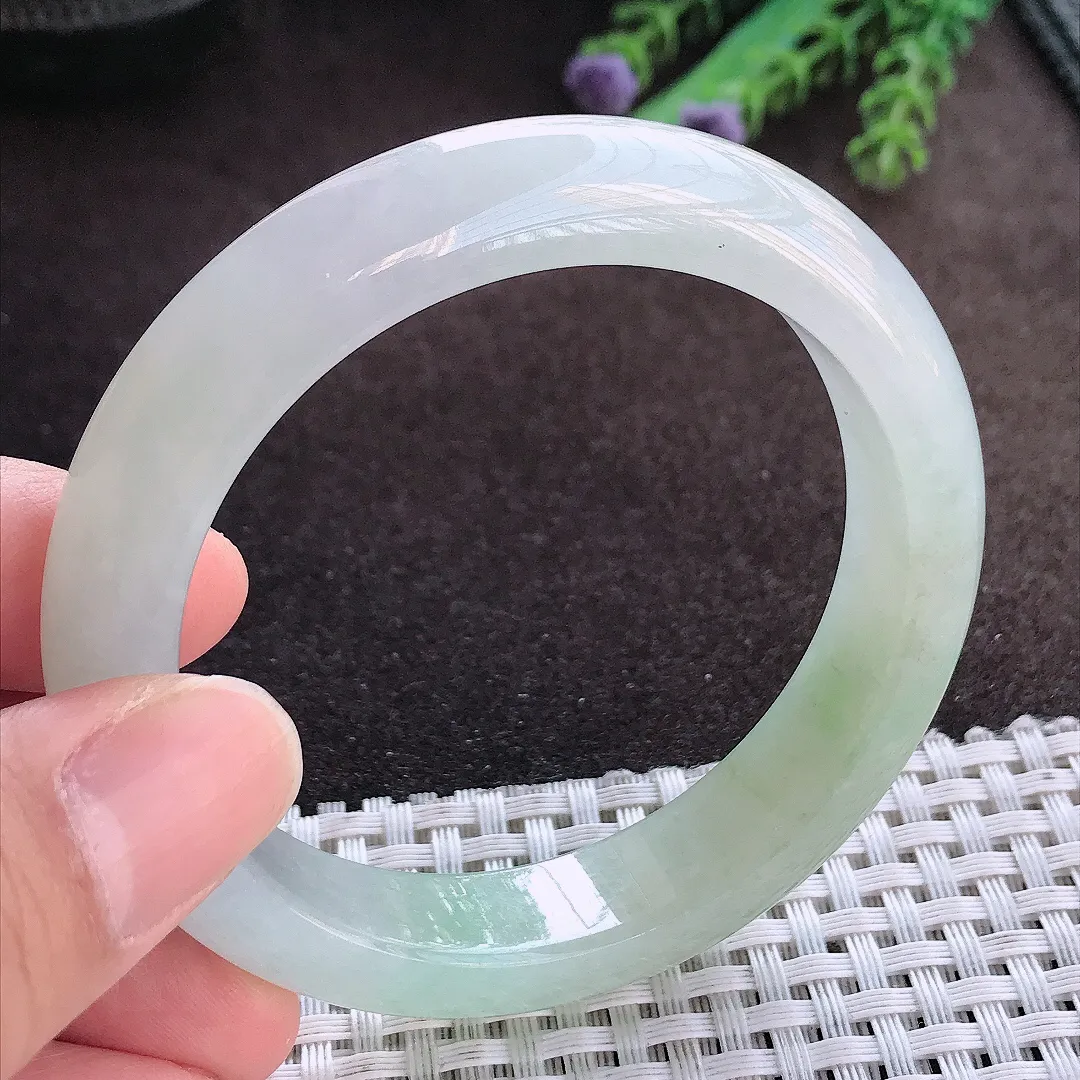 天然A货翡翠55/12.3/8.3老坑冰胶水灵手镯宽边玉手镯