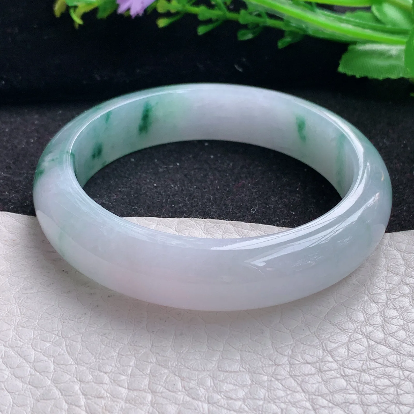 mq自然光55*13.3*8平安镯 缅甸翡翠a货玉手镯冰飘花宽边玉手环