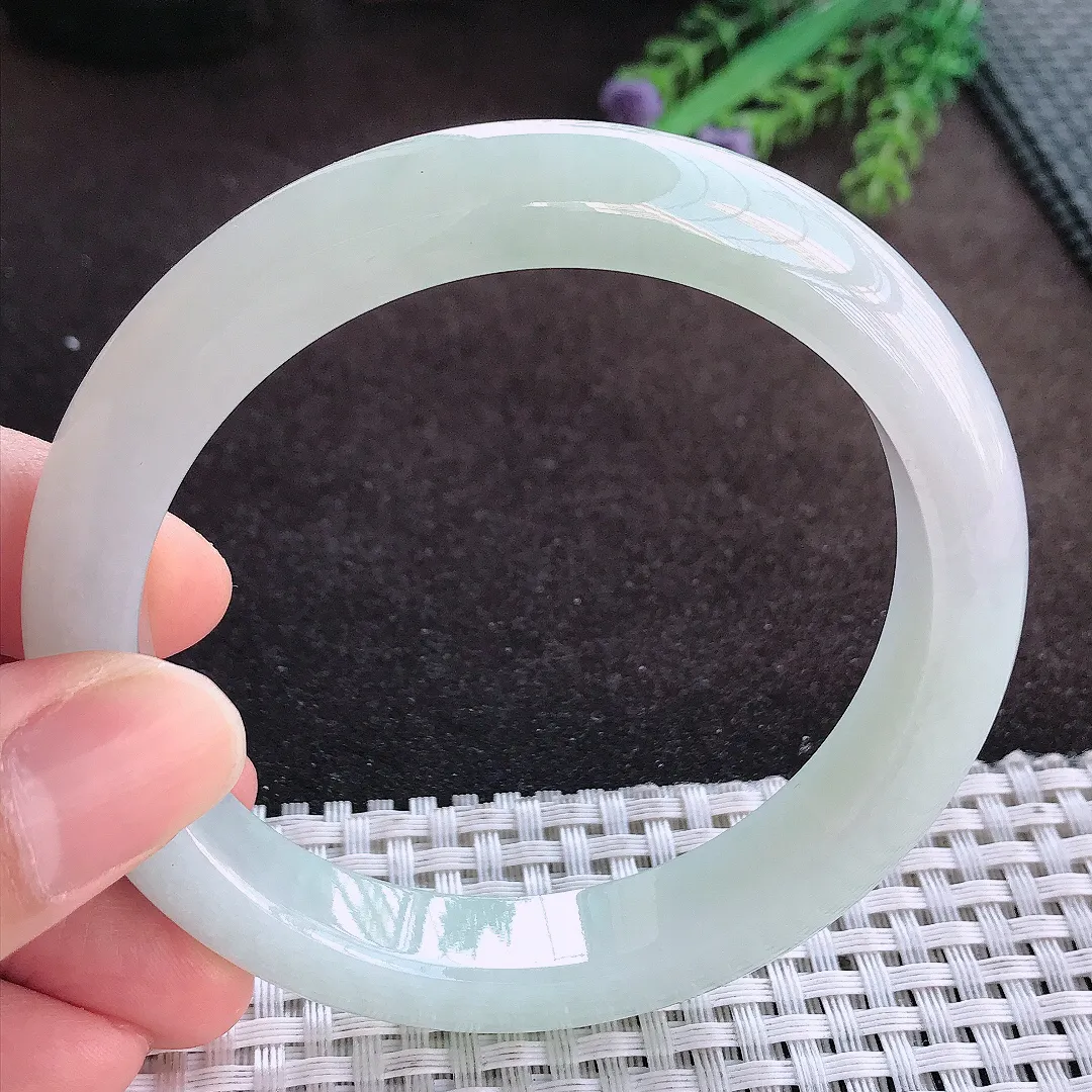 天然A货翡翠60/11/9老坑冰胶果冻飘阳绿手镯宽边玉手镯