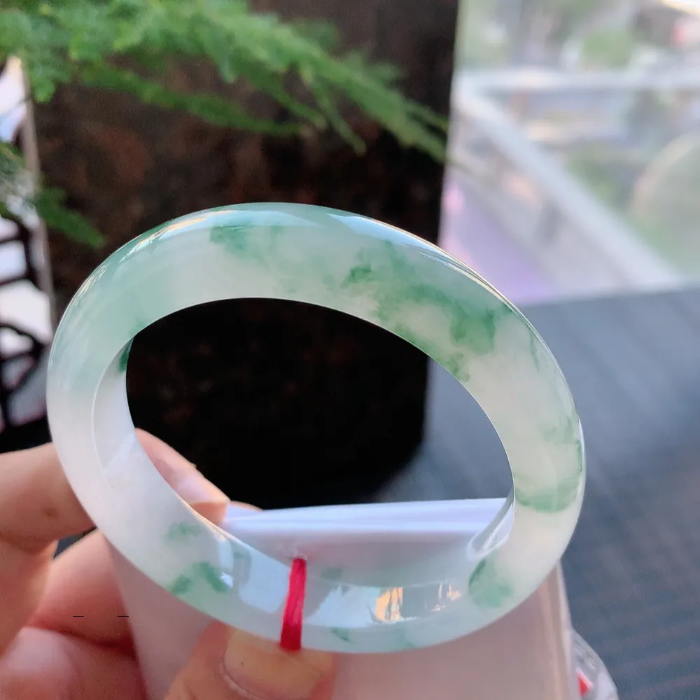 正圈高冰飘花 微纹 尺寸:55.4/12.5/8.6 花美 种水好