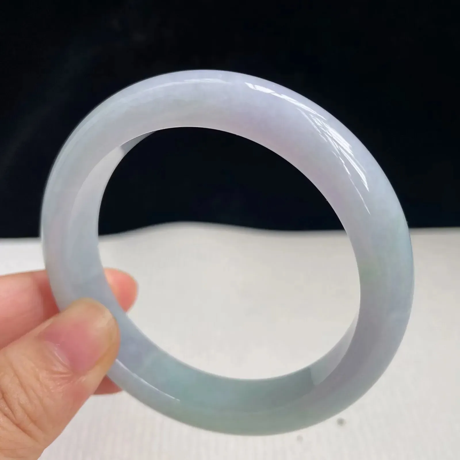 53.7mm自然光拍摄天然翡翠紫罗兰好种水正圈手镯 51.09克