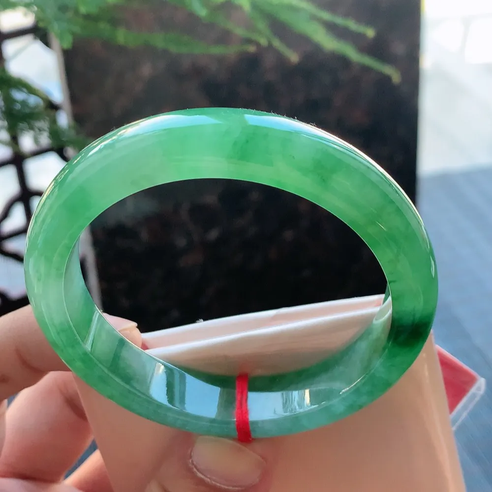 正圈高冰辣绿 无瑕 尺寸:57.1/12.8/8.2 种色兼备🥰🥰