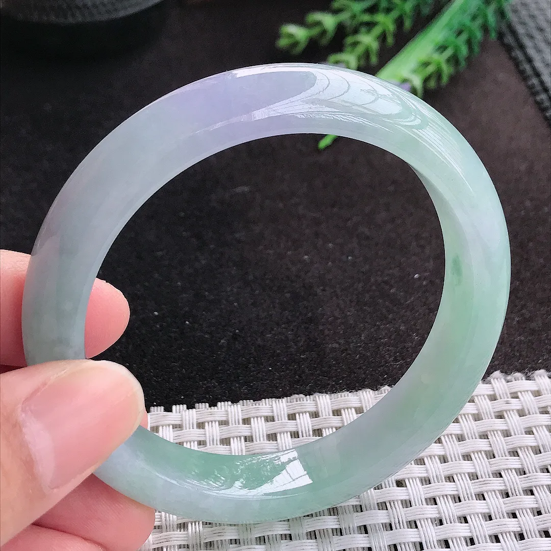 天然A货翡翠58/12.3/8.3老坑冰胶果冻春带彩手镯宽边玉手镯