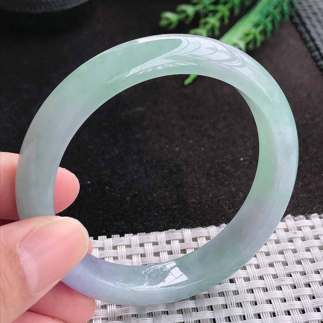 天然A货翡翠58/12.3/8.3老坑冰胶果冻春带彩手镯宽边玉手镯