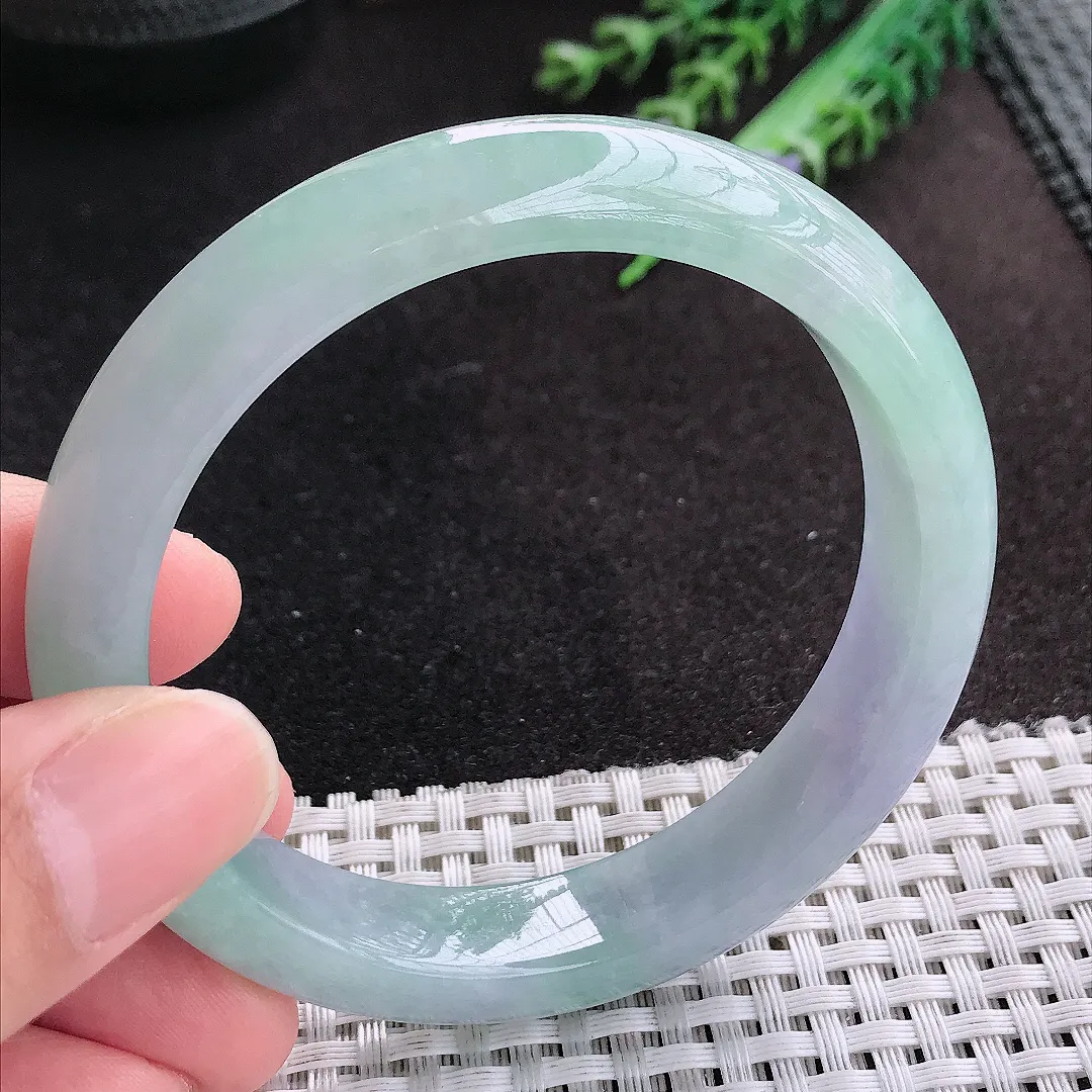 天然A货翡翠58/12.3/8.3老坑冰胶果冻春带彩手镯宽边玉手镯