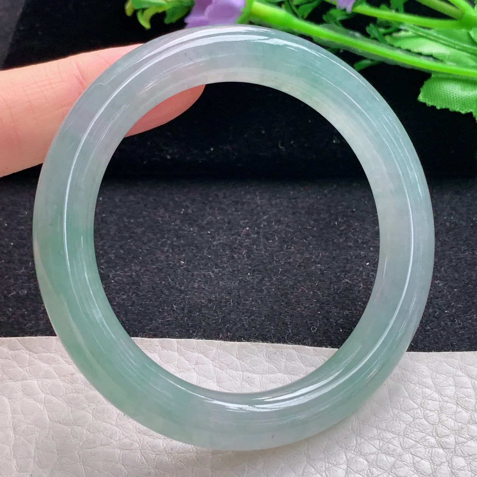 r自然光55*9.6*9.6镯 缅甸翡翠a货玉手镯冰爽清新圆条玉手环