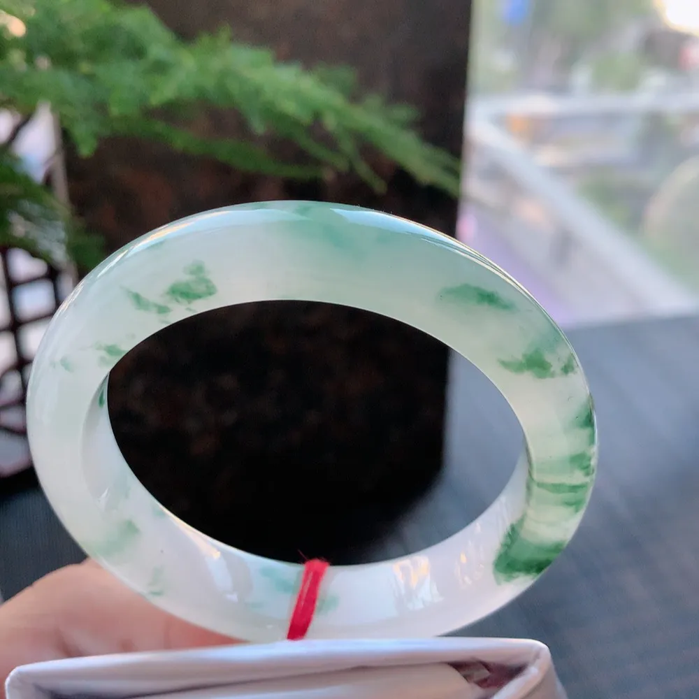 正圈高冰飘花 微纹 尺寸:55.4/12.5/8.6 花美 种水好