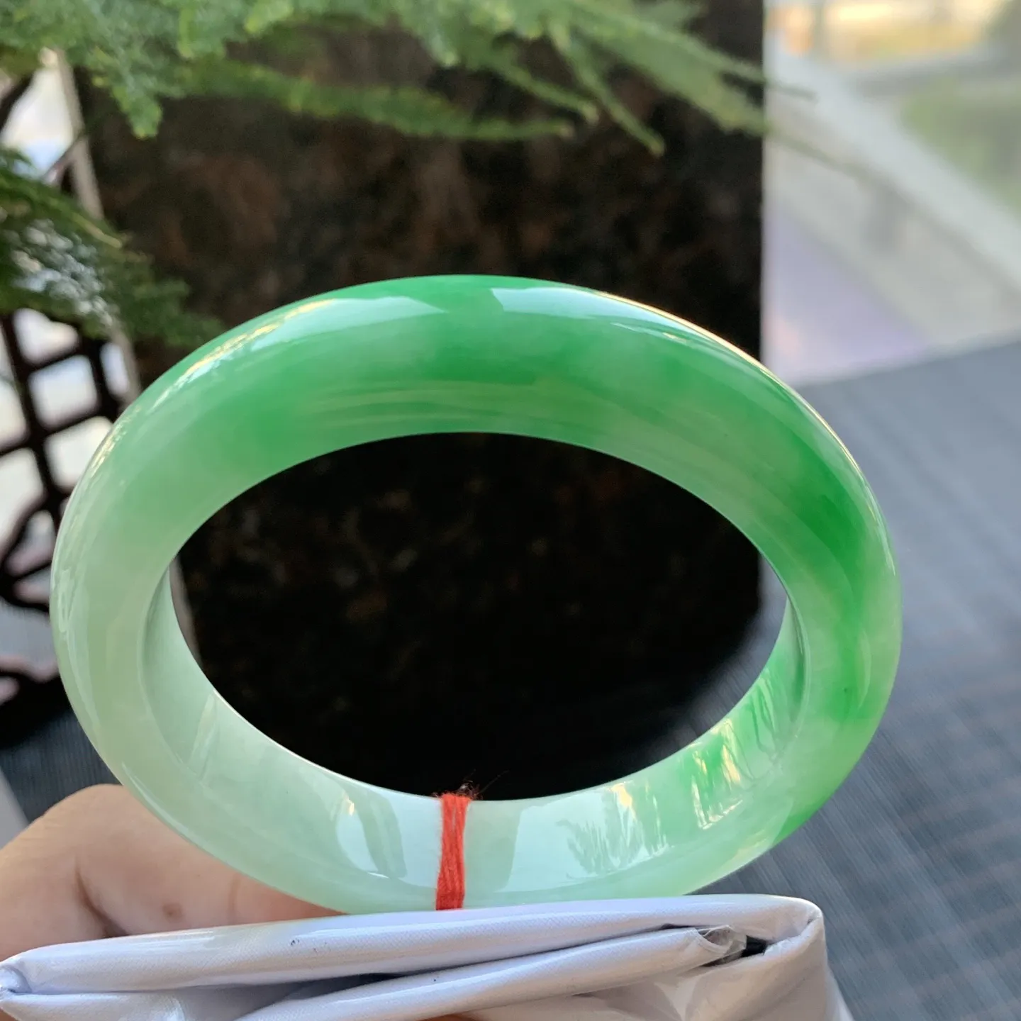 正圈一大节阳绿 无瑕 尺寸:56.6/13/8.9 色好🥰🥰