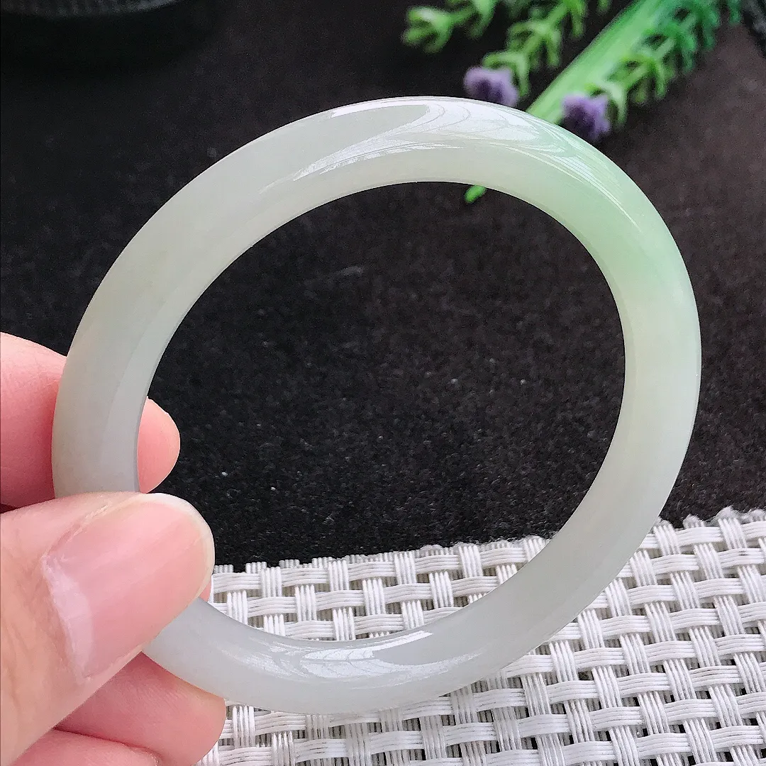 天然A货翡翠53.8/8老坑冰胶水灵冰晴圆条手镯叮当玉手镯