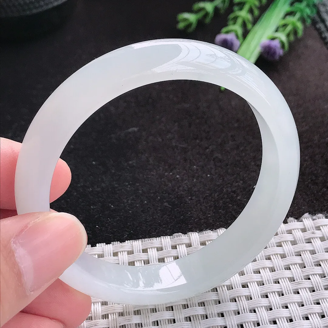 天然A货翡翠54.8/12.6/7.4老坑冰胶水灵月光白手镯宽边玉手镯