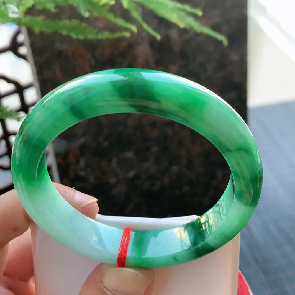 正圈冰糯辣绿 无瑕 尺寸:56.6/12.4/8.4色好