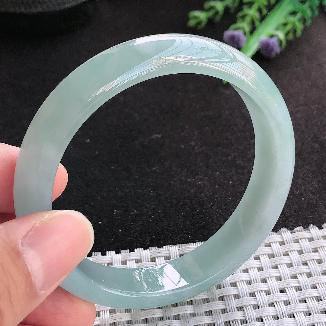 天然A货翡翠57/13/7.5老坑冰胶果冻天空蓝手镯宽边玉手镯