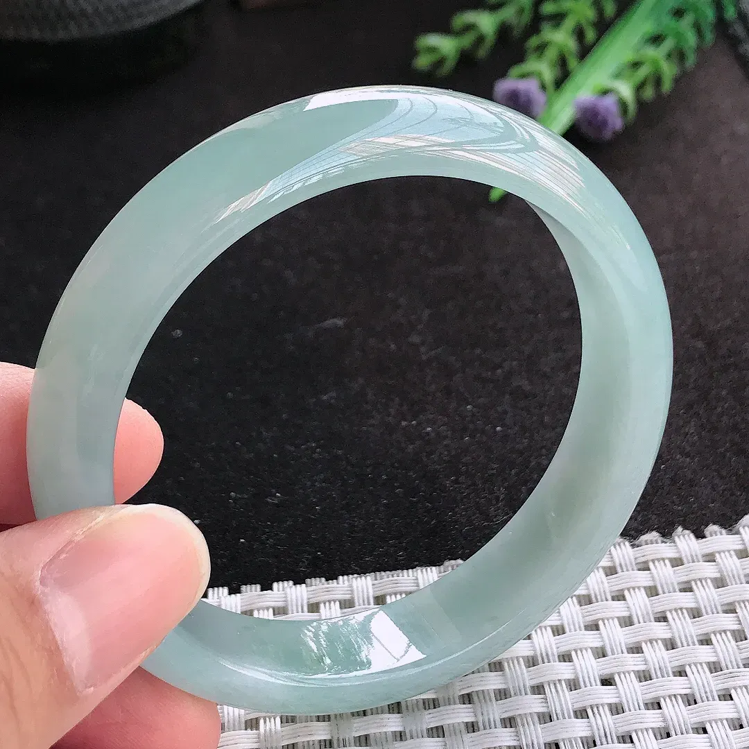 天然A货翡翠57/13/7.5老坑冰胶果冻天空蓝手镯宽边玉手镯