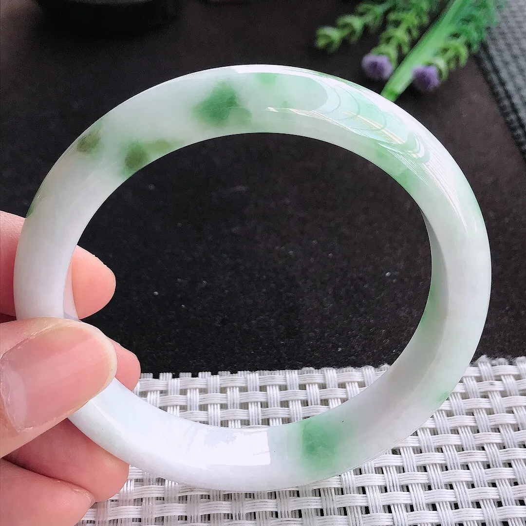 天然A货翡翠61.5/12.8/8.8老坑精美温润大圈口飘花手镯宽边玉手镯