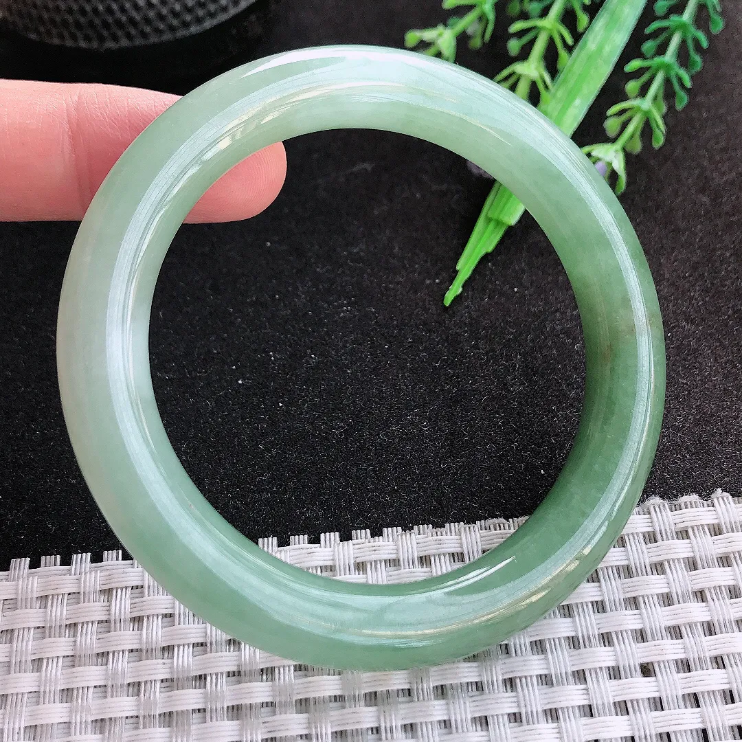 天然A货翡翠55.5/9.8老坑冰润满色油绿圆条手镯玉手镯